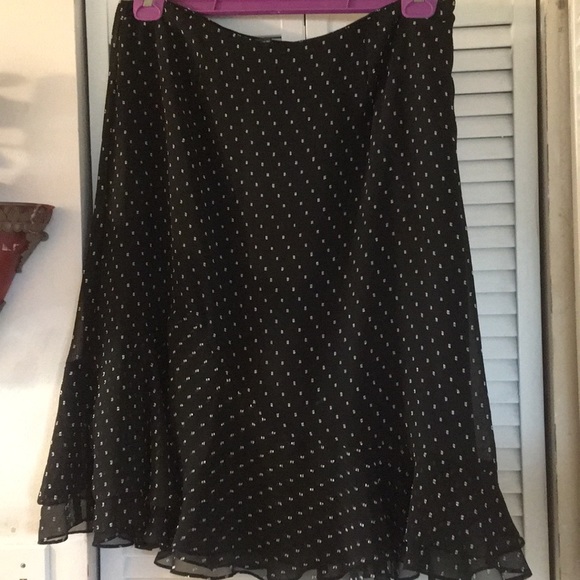 Tan top with skirt set - Picture 8 of 8